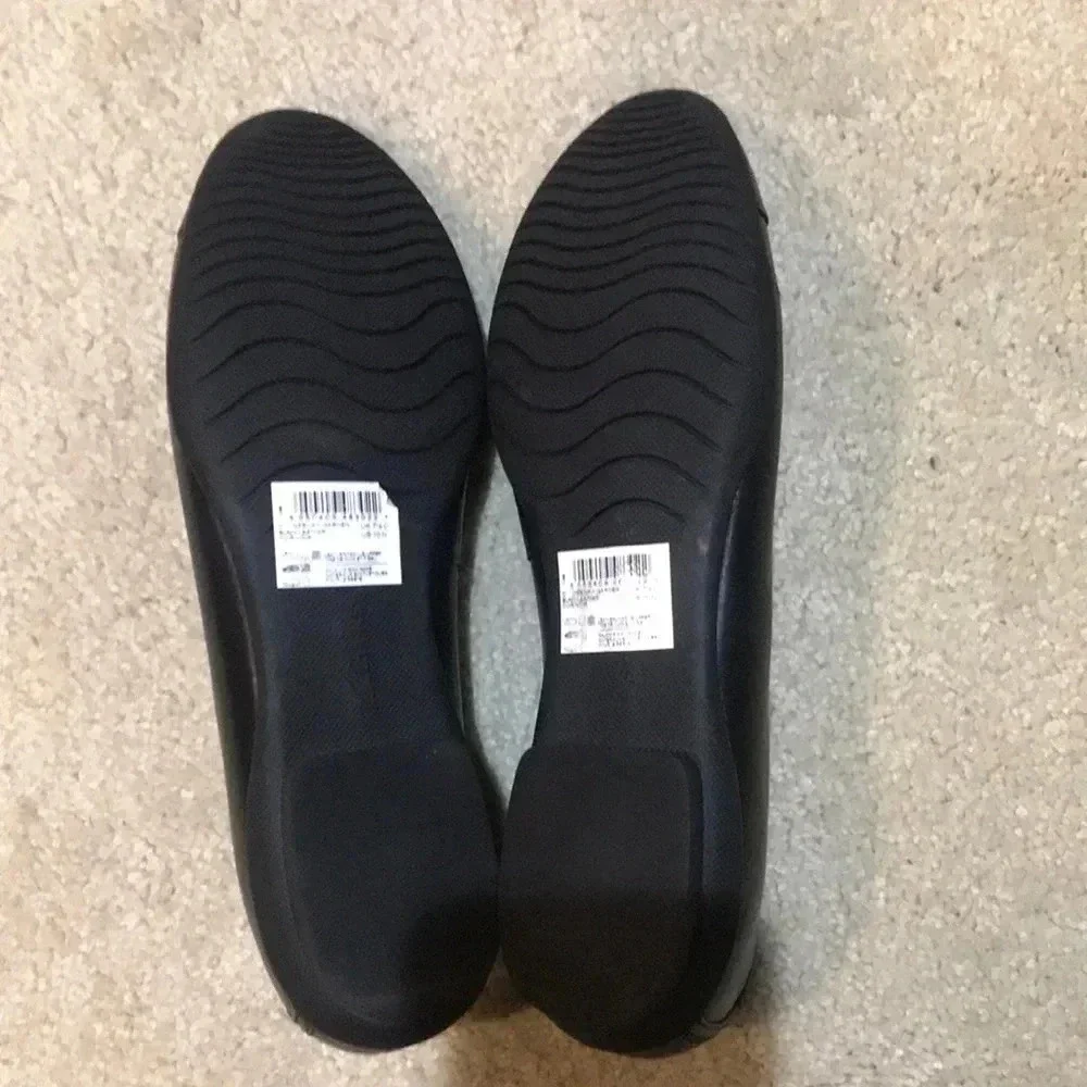 Clarks Black Leather Flat Slip On Shoes-Size 10N